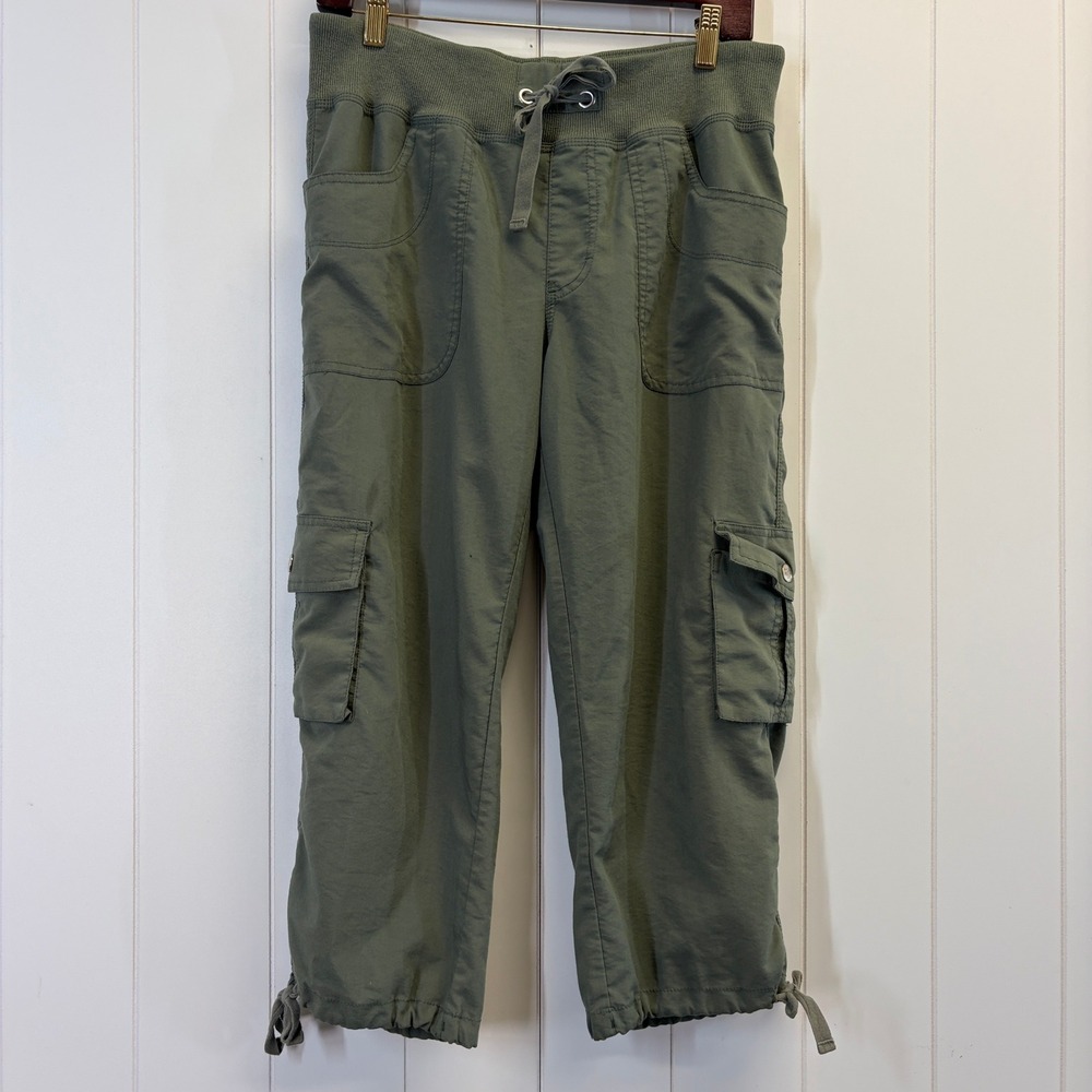 Mofiz Gorpcore Hiking Cargo Capri Pants Women Medium Athleisure Camping Sporty